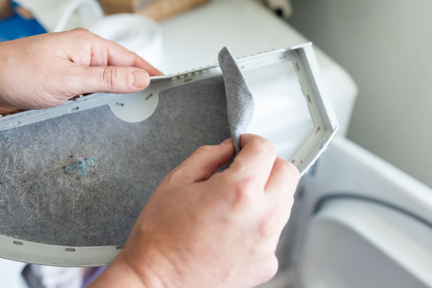 8 Ingenious Makes use of for Dryer Lint